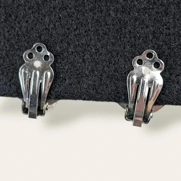 V. Salo Faceted AB Crystal Demi Parure - Picture 7 of 10